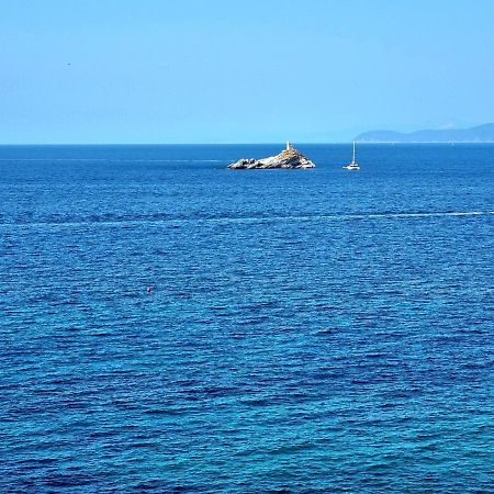 Appartamenti La Terrazza Sulle Ghiaie - Goelba Portoferraio Exterior photo