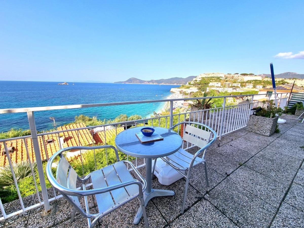 Appartamenti La Terrazza Sulle Ghiaie - Goelba Portoferraio Exterior photo