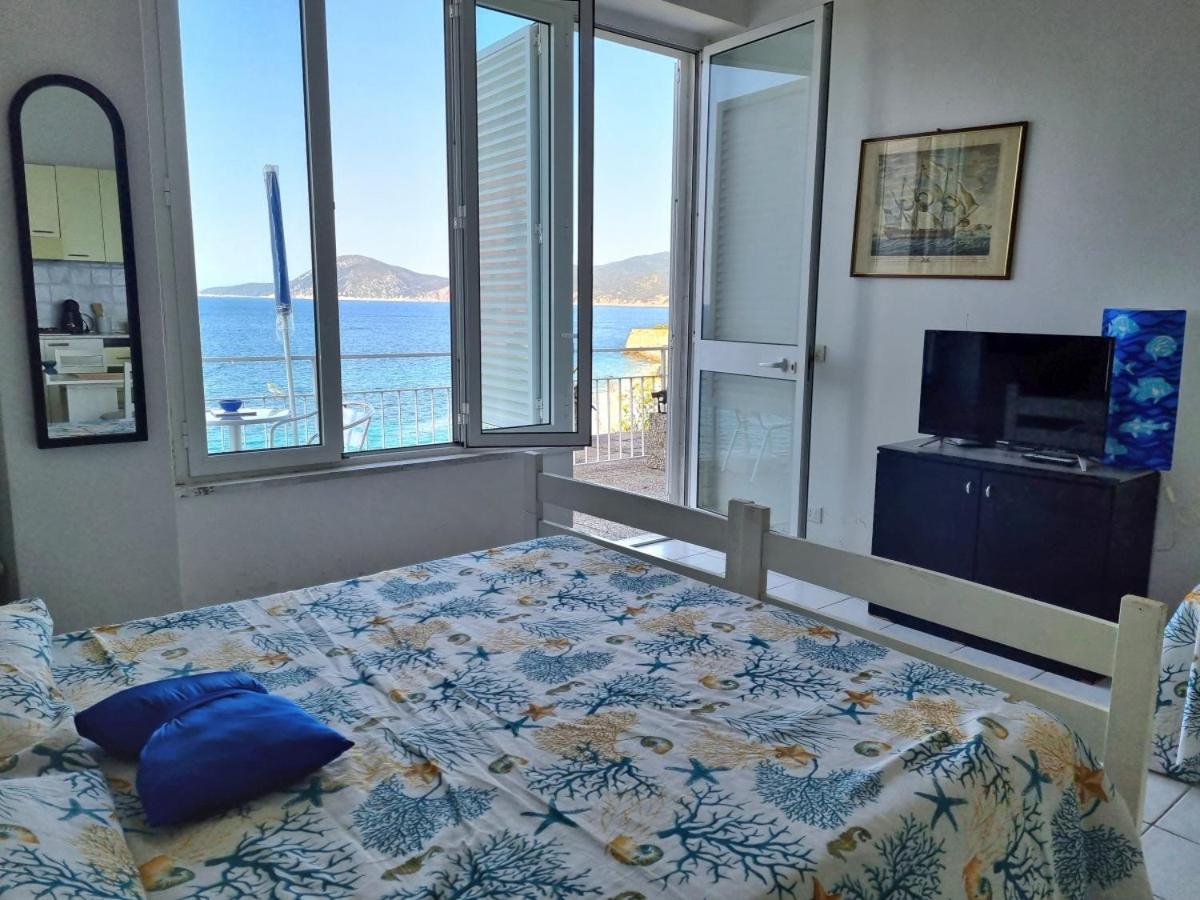 Appartamenti La Terrazza Sulle Ghiaie - Goelba Portoferraio Exterior photo
