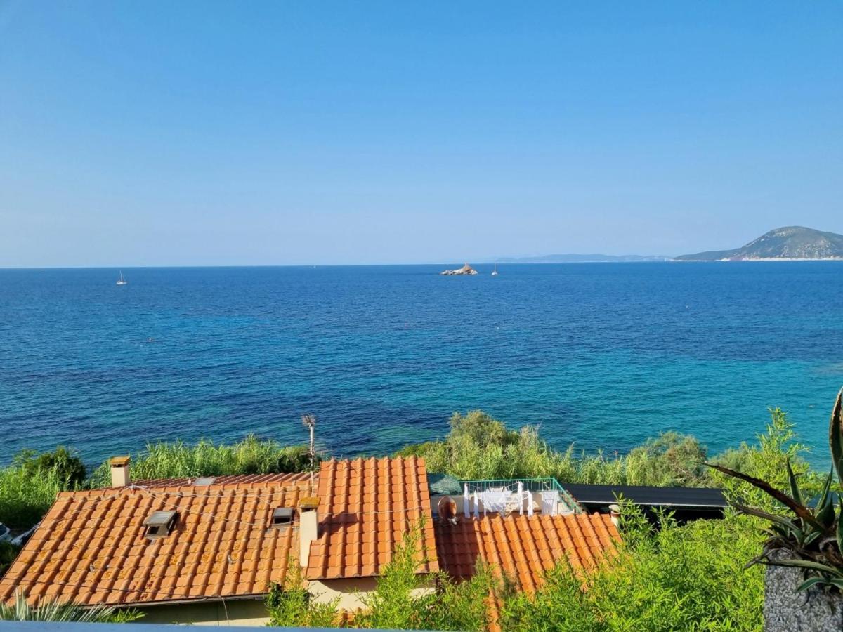 Appartamenti La Terrazza Sulle Ghiaie - Goelba Portoferraio Exterior photo