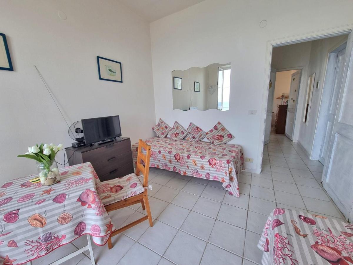 Appartamenti La Terrazza Sulle Ghiaie - Goelba Portoferraio Room photo
